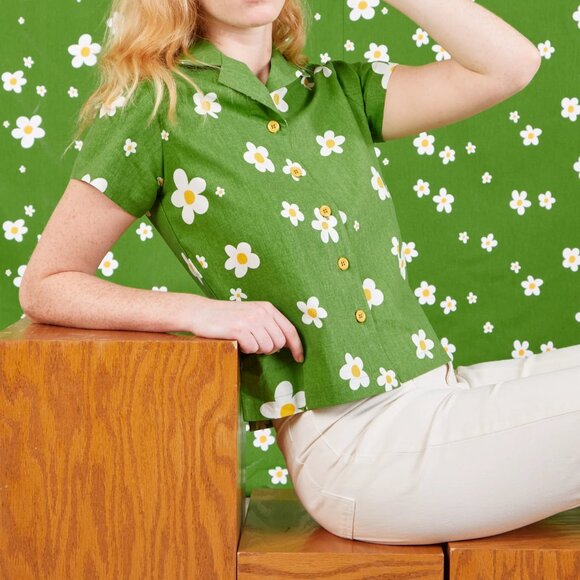 Big Bud Press Pantry Button Up Bob Baker Marionette theater NEW 4xl - Picture 4 of 4